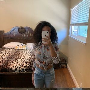 3 for $20😍💎Joe Boxer Stripe Floral Button Top